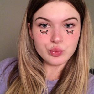 Meet your Posher, Savannah